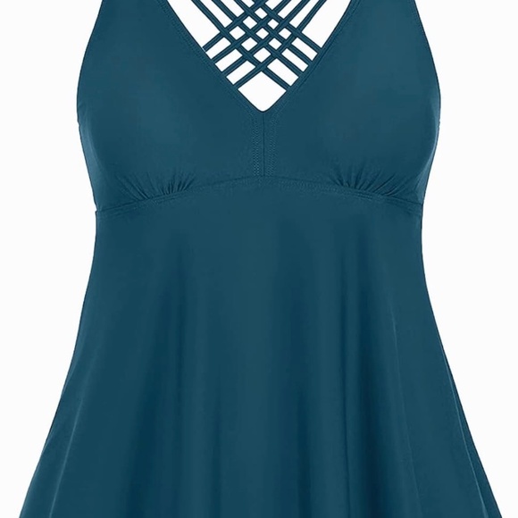 Aqua Eve Top Swimwear - Picture 1 of 3